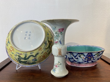 Two Chinese famille rose 'dragon' bowls and a vase with floral design, 19/20th C.