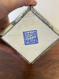 Een Chinese ruitvormige 'Vier Edellieden' vaas in Canton email, Qianlong merk en periode