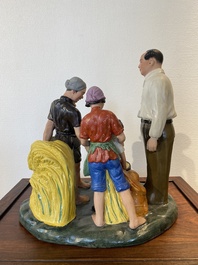 Een grote Chinese polychrome Culturele Revolutie groep met Mao, 20e eeuw