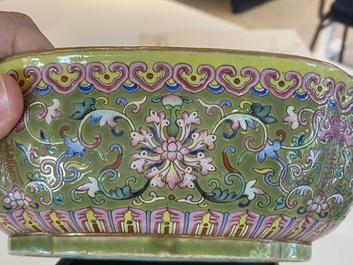 A Chinese famille rose olive-green-ground bowl, Daoguang mark and of the period