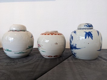 Six various Chinese porcelain vases and a covered jar, 19/20th C.