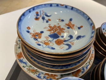 A varied collection of Chinese cups and saucers, 18/19th C.