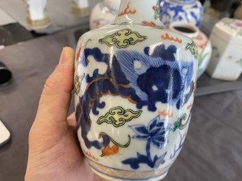 Six various Chinese porcelain vases and a covered jar, 19/20th C.