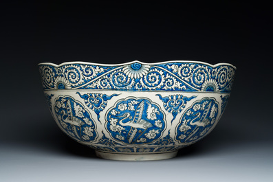 A large blue and white Safavid-style chinoiserie bowl, Samson, Paris, 19th C.