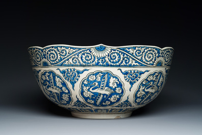 A large blue and white Safavid-style chinoiserie bowl, Samson, Paris, 19th C.