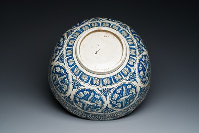 A large blue and white Safavid-style chinoiserie bowl, Samson, Paris, 19th C.