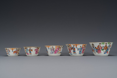 Ensemble de dix bols gigognes en porcelaine de Chine famille rose, marque et &eacute;poque de Daoguang