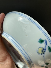 Coupe en porcelaine de Chine doucai &agrave; d&eacute;cor de 'sanduo', Kangxi