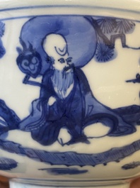 Bol en porcelaine de Chine en bleu et blanc &agrave; d&eacute;cor des 'huit immortels', marque et &eacute;poque de Jiajing