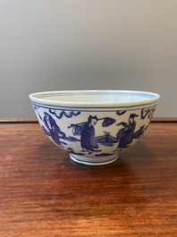 Bol en porcelaine de Chine en bleu et blanc &agrave; d&eacute;cor des 'huit immortels', marque et &eacute;poque de Jiajing