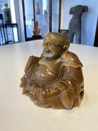 Rare sculpture de Bouddha en corne de rhinoc&eacute;ros, Chine, 19&egrave;me