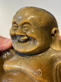 Rare sculpture de Bouddha en corne de rhinoc&eacute;ros, Chine, 19&egrave;me