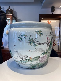 Aquarium en porcelaine de Chine famille rose &agrave; d&eacute;cor de grues, 19&egrave;me