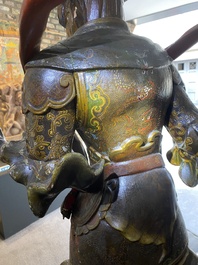 Importante sculpture d'un g&eacute;n&eacute;ral divin en bois laqu&eacute; et polychrom&eacute;, Japon, Edo, dat&eacute;e 1623