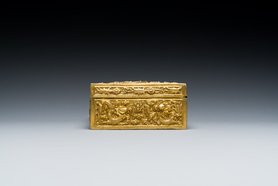 A Chinese rectangular gilt silver 'dragons' box for the Vietnamese market, He Sheng 和盛 seal mark, 19th C.