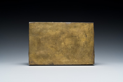 A Chinese rectangular gilt silver 'dragons' box for the Vietnamese market, He Sheng 和盛 seal mark, 19th C.