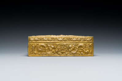 A Chinese rectangular gilt silver 'dragons' box for the Vietnamese market, He Sheng 和盛 seal mark, 19th C.