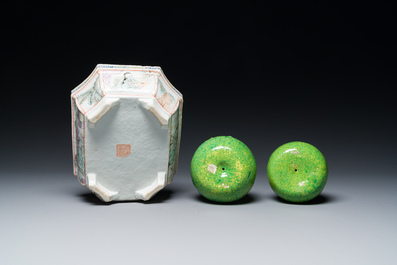 Four Chinese qianjiang cai and famille rose bowls and a pair of apples, 19/20th C.