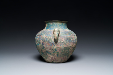 A Chinese archaic bronze wine vessel, 'lei', Eastern Zhou, Spring and Autumn period