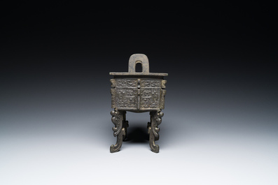 A Chinese archaic bronze ritual food vessel in Western Zhou-style, 'fangding', Bao Ding Zhen Yong 寶鼎珍用 mark, Ming