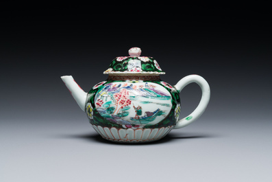 A Chinese famille rose teapot and cover on stand, Yongzheng