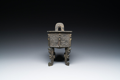 A Chinese archaic bronze ritual food vessel in Western Zhou-style, 'fangding', Bao Ding Zhen Yong 寶鼎珍用 mark, Ming