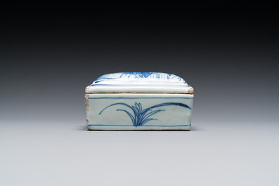 A fine Chinese blue and white rectangular seal paste box and cover, Ming