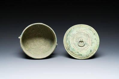 A Vietnamese bronze wine warming bowl, 'jiuzun', Han-Viet period, 1st/3rd C.