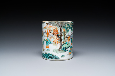 A Chinese famille verte 'playing boys' brush pot, 'bitong', 19th C.