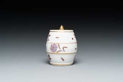 A polychrome Meissen porcelain pounce pot with flowers and insects, Germany, 1st half 18th C.