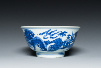 Bol en porcelaine de Chine en bleu et blanc &agrave; d&eacute;cor d'animaux mythiques, marque Shen De Tang Zhi, Kangxi