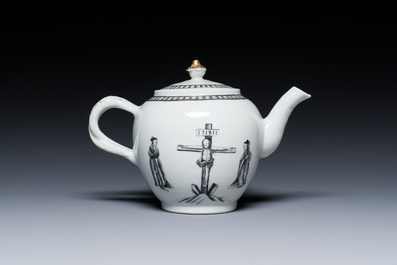 A Chinese grisaille 'Crucifixion' teapot and cover, Qianlong