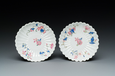 A pair of Chinese famille rose chrysanthemum-shaped cups and saucers, Yongzheng