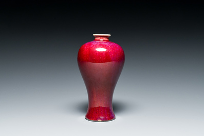 A Chinese flamb&eacute;-glazed 'meiping' vase, 18th C.