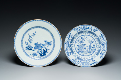 Quatre plats en porcelaine de Chine en bleu et blanc, Yongzheng/Qianlong