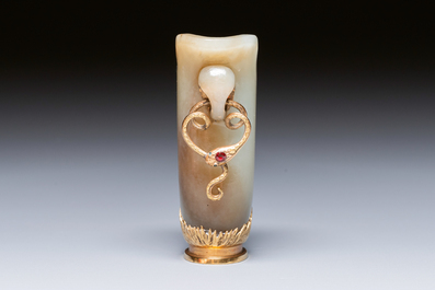 A Chinese jade rhyton with 18k gold mount, 19th C.