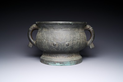 A Chinese archaic bronze ritual food vessel, 'gui', Song/Ming