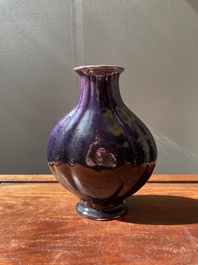 A Chinese monochrome aubergine-glazed vase, 19th C.