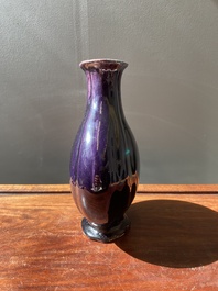 A Chinese monochrome aubergine-glazed vase, 19th C.