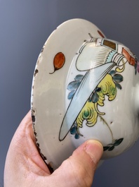 Un vase couvert et un bassin en porcelaine de Chine qianjiang cai, 19/20&egrave;me