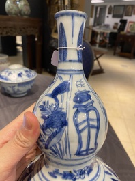 A Chinese blue and white kraak porcelain double gourd vase, Wanli