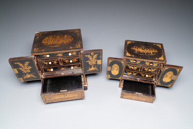 Deux cabinets miniatures et un coffret en laque noire et dor&eacute;e, Canton, Chine, 19&egrave;me