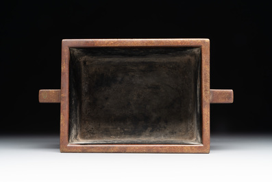 A rare Chinese rectangular bronze censer, Mo Shi Jia Zhen 莫氏家珍 mark, Kangxi mark and of the period