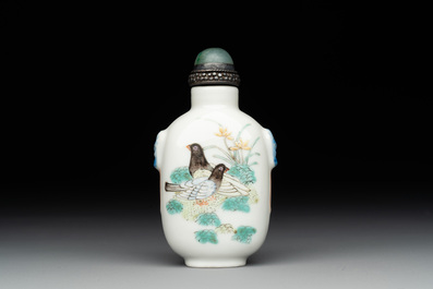 A rare Chinese famille rose 'Pekinese' snuff bottle, Shen De Tang Zhi 慎德堂製 mark, Daoguang