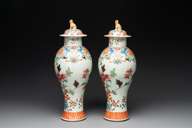 Five Chinese-style porcelain wares, Samson, Paris, 19th C.