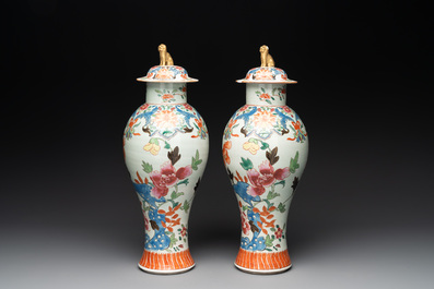 Five Chinese-style porcelain wares, Samson, Paris, 19th C.