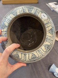 An Annamese or Vietnamese blue and white jar with floral design, 15/16th C.