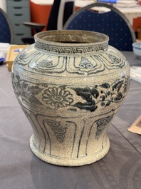 An Annamese or Vietnamese blue and white jar with floral design, 15/16th C.