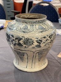 An Annamese or Vietnamese blue and white jar with floral design, 15/16th C.