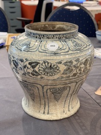 An Annamese or Vietnamese blue and white jar with floral design, 15/16th C.